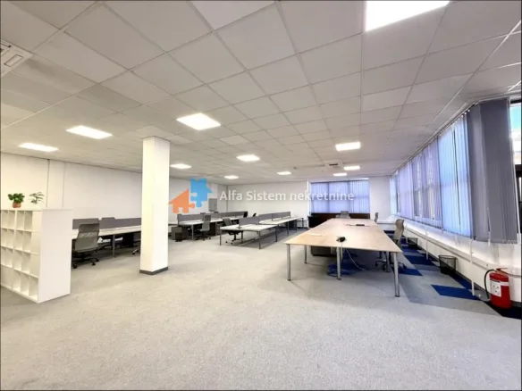 Lokal Izdavanje Beograd Blok 11c - Stari Merkator 230 m2