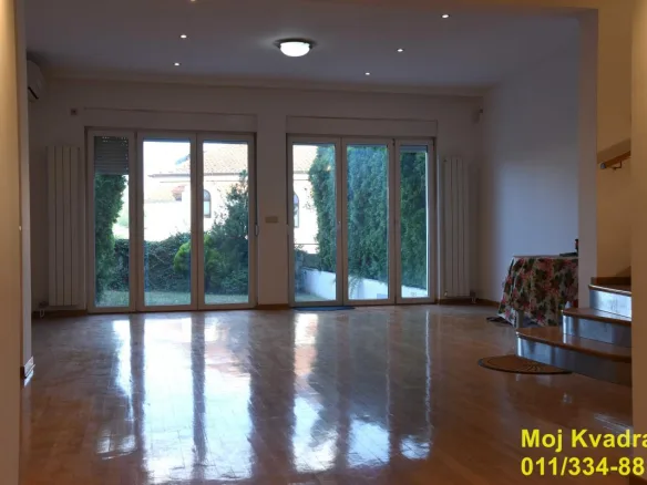 Kuća Izdavanje Beograd Dedinje 215 m2