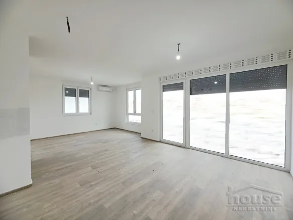 Stan Prodaja Novi Sad  65 m2