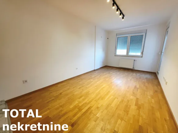 Stan Prodaja Novi Sad  44 m2