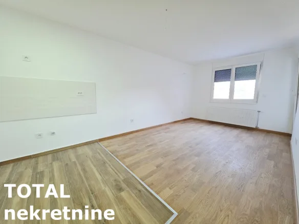 Trosoban stan na prodaju, Podbara, Novi Sad, 55m², 1. sprat, 176.000 €