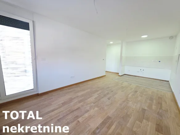 Trosoban stan na prodaju, Podbara, Novi Sad, 55m², 2. sprat, 176.000 €