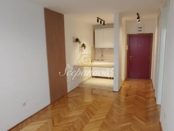 Stan Prodaja Novi Sad  36 m2
