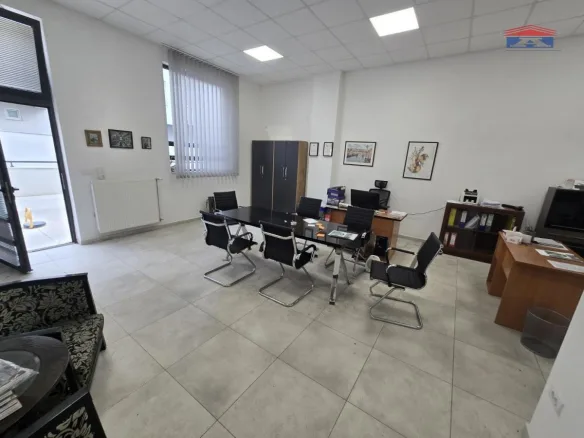 Lokal Izdavanje Novi Sad  86 m2
