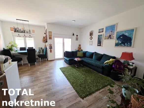 Stan Prodaja Novi Sad  70 m2