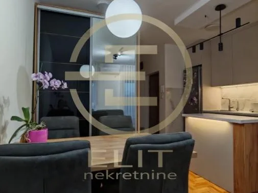Stan Prodaja Novi Sad  42 m2