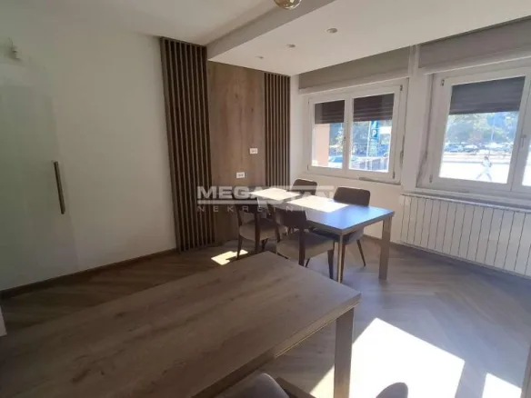 Lokal Izdavanje Beograd Blok 33 - Geneks 61 m2