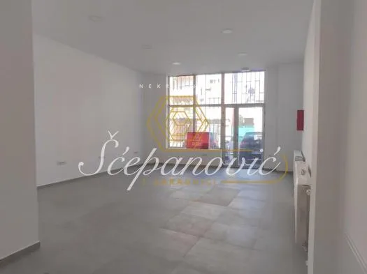 Lokal Izdavanje Novi Sad  116 m2