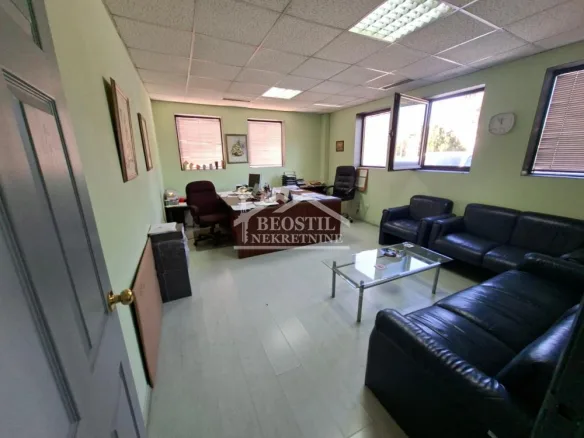 Lokal Izdavanje Beograd Galenika 1562 m2