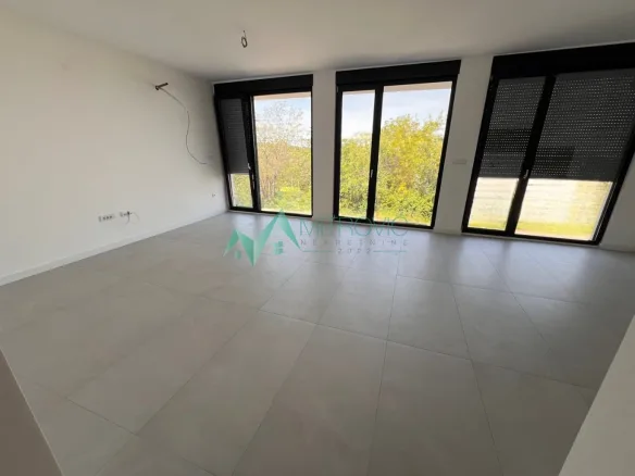 Stan Prodaja Sremska Kamenica  96 m2