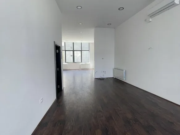 Lokal Izdavanje Novi Sad  130 m2