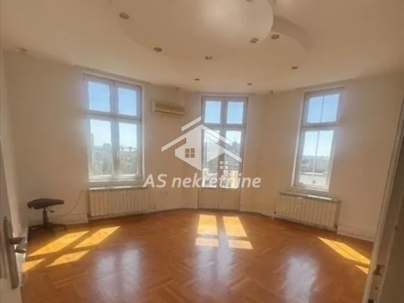 Stan Izdavanje Beograd Topličin Venac 90 m2