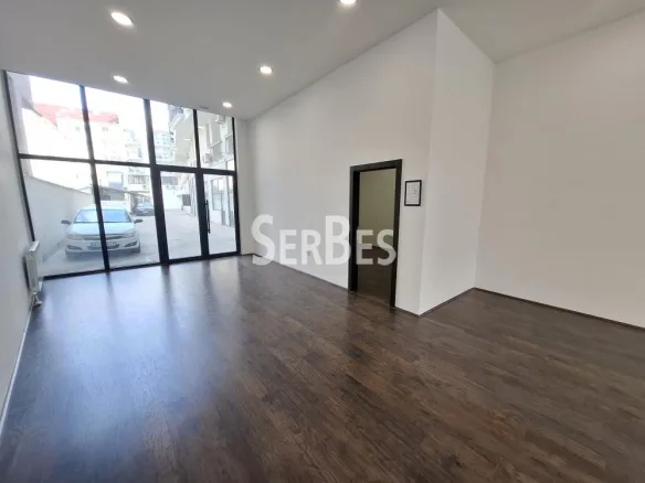 Lokal Izdavanje Novi Sad  128 m2