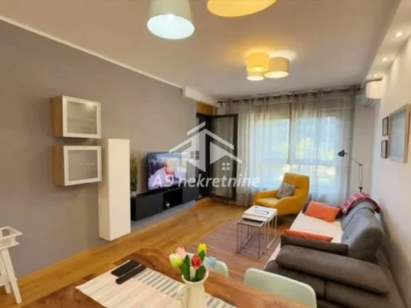 Stan Izdavanje Beograd Blok 65 54 m2