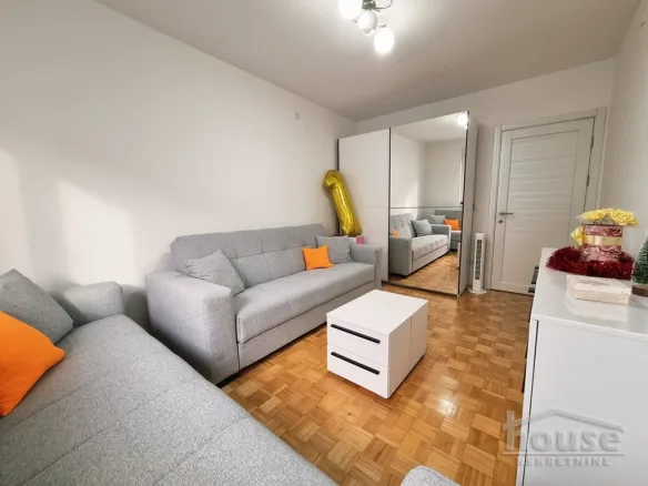 Stan Prodaja Novi Sad  54 m2