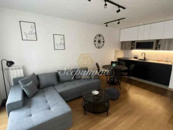 Stan Prodaja Novi Sad  48 m2