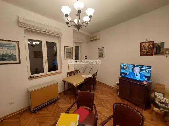 Stan Izdavanje Beograd Kalenić Pijaca 35 m2