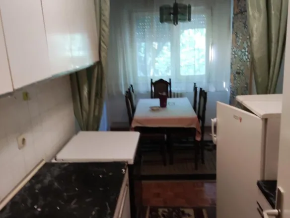 Stan Izdavanje Novi Sad  80 m2