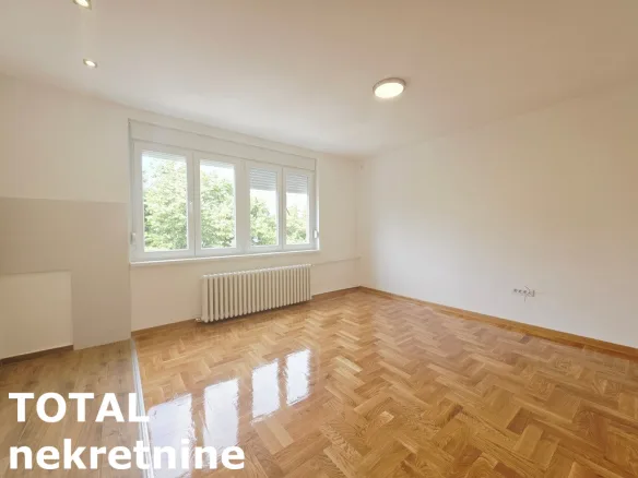Stan Prodaja Novi Sad  49 m2