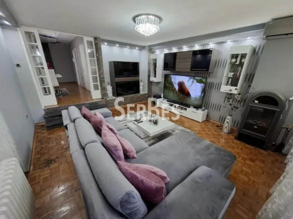 Stan Prodaja Novi Sad  90 m2