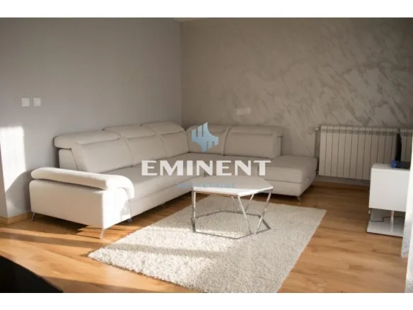 Kuća Prodaja Beograd Ledine 200 m2