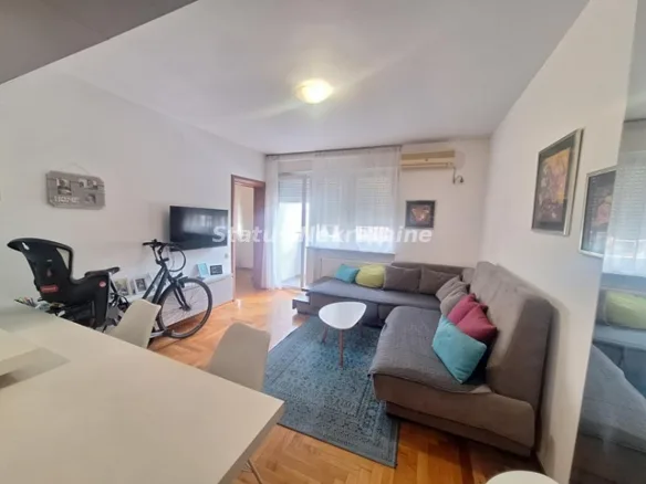 Stan Izdavanje Novi Sad  42 m2
