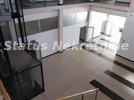 Lokal Izdavanje Novi Sad  1700 m2