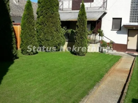 Kuća Prodaja Bačka Palanka  170 m2