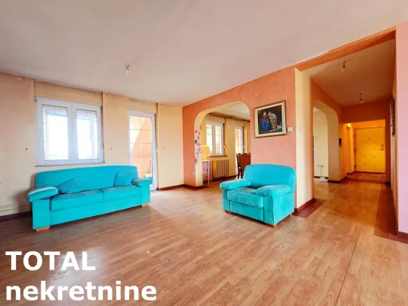 Stan Prodaja Novi Sad  179 m2