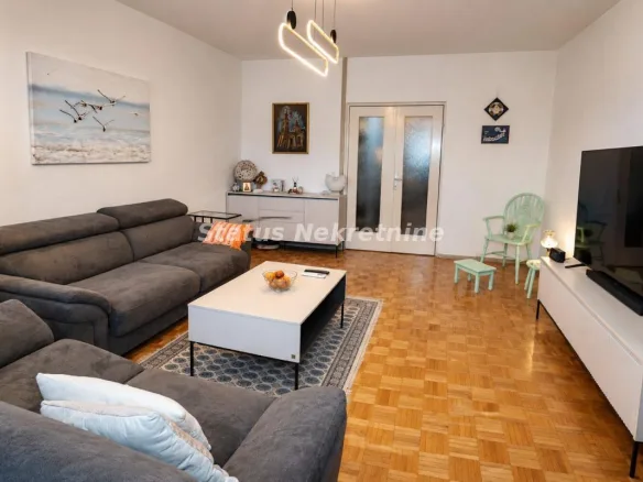 Stan Prodaja Novi Sad  99 m2