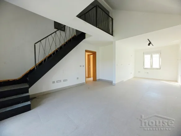 Stan Prodaja Novi Sad  81 m2