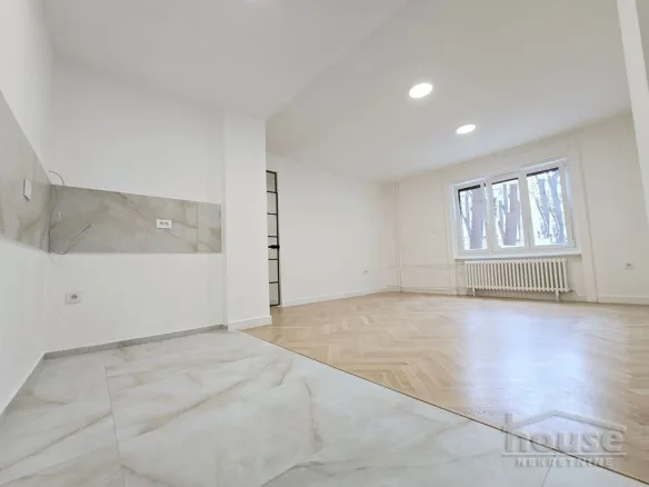 Stan Prodaja Novi Sad  112 m2