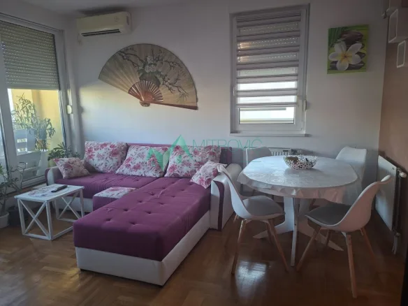 Stan Prodaja Novi Sad  78 m2