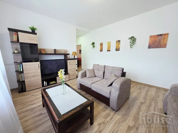 Stan Prodaja Novi Sad  78 m2