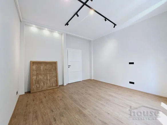 Stan Prodaja Novi Sad  100 m2
