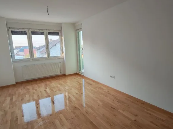 Stan Prodaja Novi Sad  44 m2