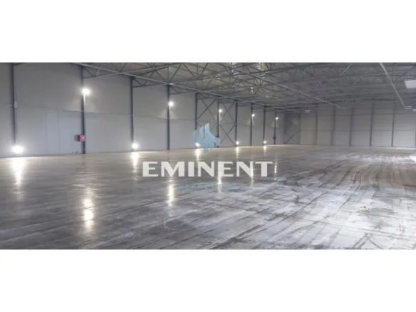 Lokal Izdavanje Beograd Galenika 1500 m2