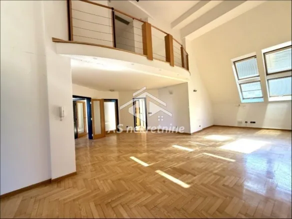 Stan Prodaja Beograd Kalenić Pijaca 207 m2
