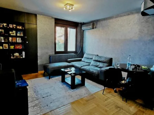 Stan Prodaja Beograd Golf Naselje 104 m2