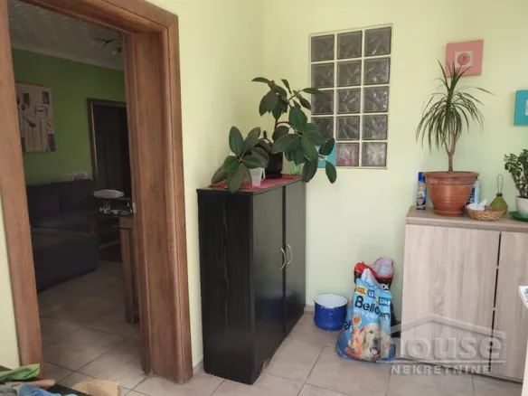 Kuća Prodaja Novi Sad  150 m2