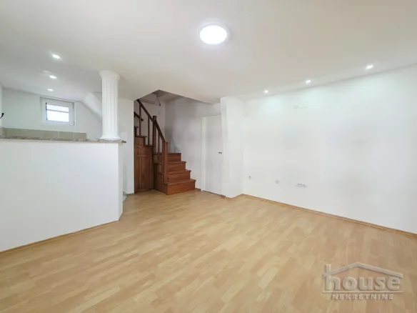 Stan Prodaja Novi Sad  33 m2