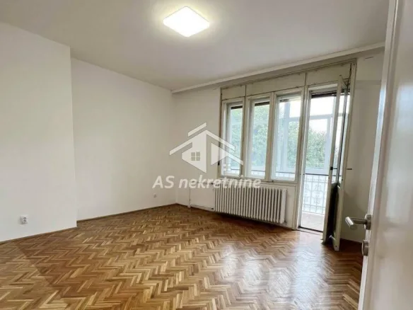 Stan Prodaja Beograd Dedinje 98 m2
