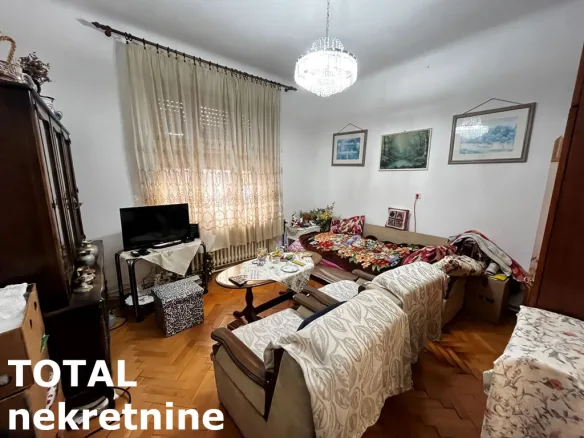 Kuća Prodaja Novi Sad  280 m2