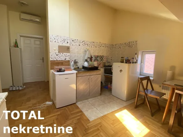 Stan Prodaja Novi Sad  30 m2