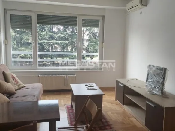 Stan Izdavanje Beograd Denkova Bašta 36 m2