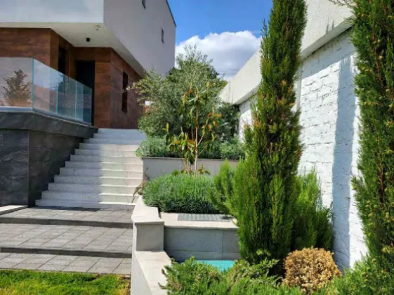 Kuća Prodaja Novi Sad  349 m2