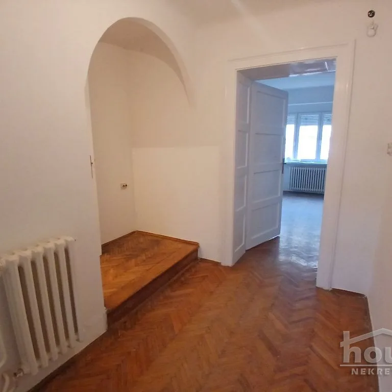 Stan Prodaja Novi Sad  77 m2