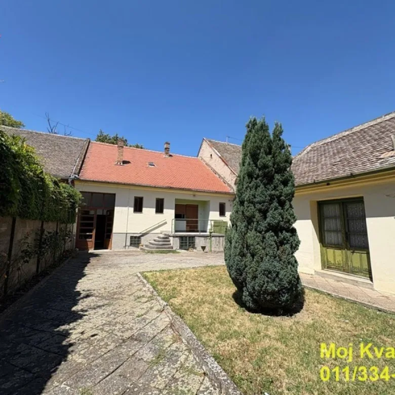Kuća za izdavanje, Centar, Pančevo, 142m², 1.000 €/mes