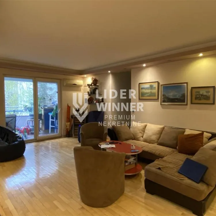 Petosoban stan na prodaju, Bežanijska Kosa 2, Beograd, 122m², 419.000 €