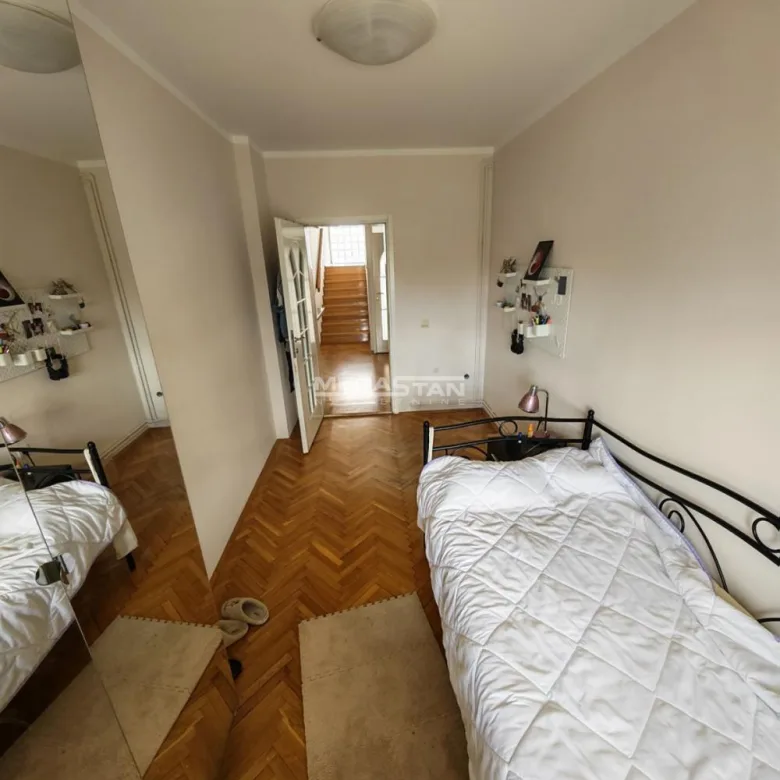 Kuća Prodaja Pančevo  240 m2